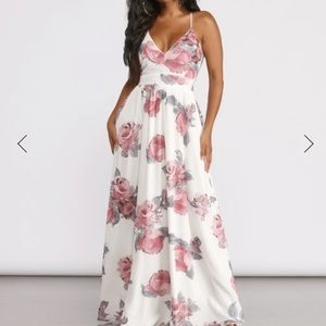Windsor Floral Maxi Dress